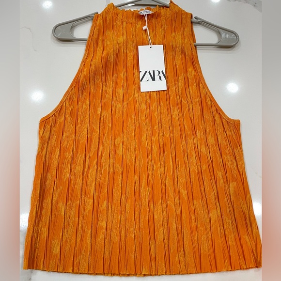 Zara Tops Zara Orange Sleeveless Pleated Top M Poshmark zara-tops-zara-orange-sleeveless-pleated-top-m-poshmark